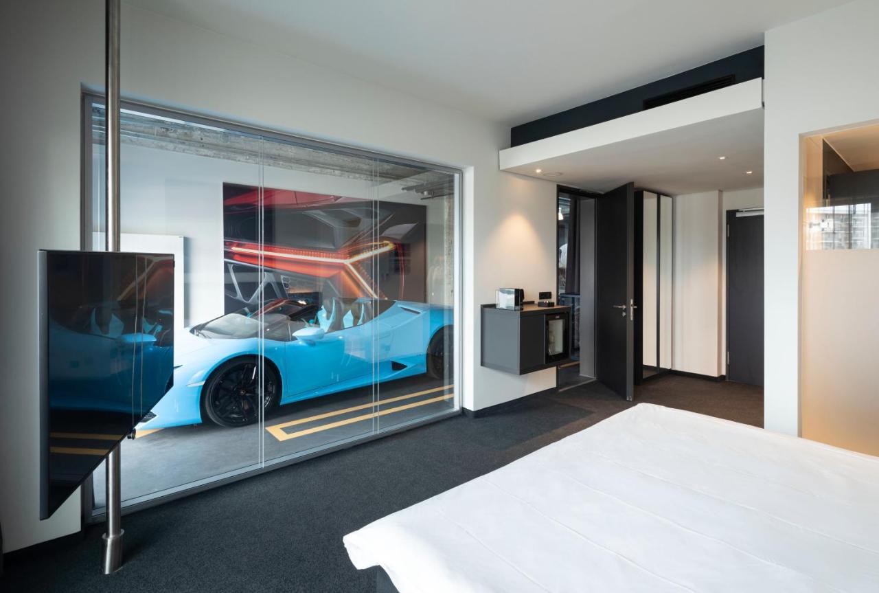 V8 Hotel Koeln At Motorworld Colónia Exterior foto