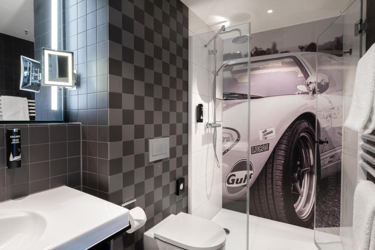 V8 Hotel Koeln At Motorworld Colónia Exterior foto