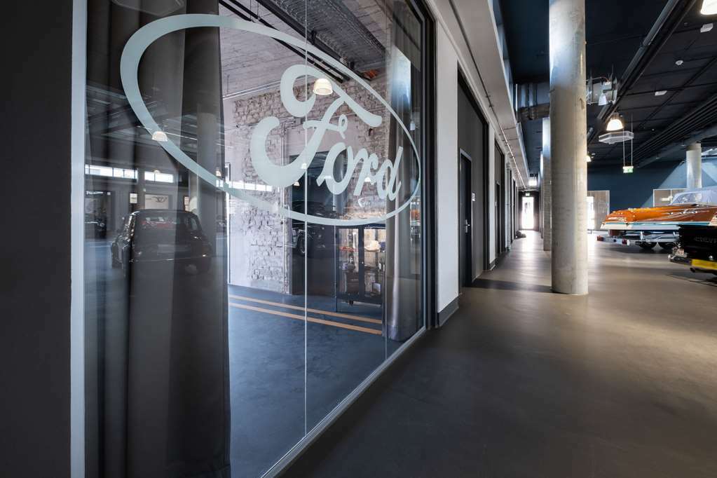 V8 Hotel Koeln At Motorworld Colónia Interior foto