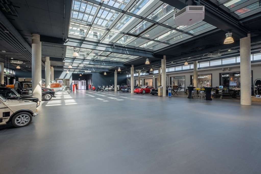 V8 Hotel Koeln At Motorworld Colónia Interior foto
